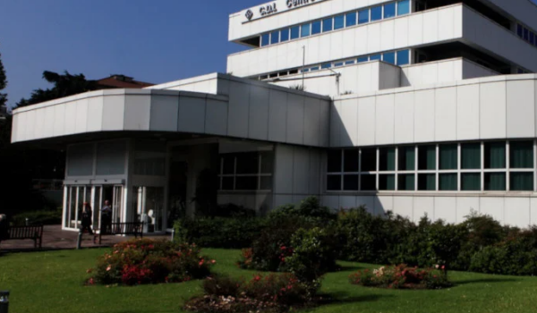 ESTERNO
